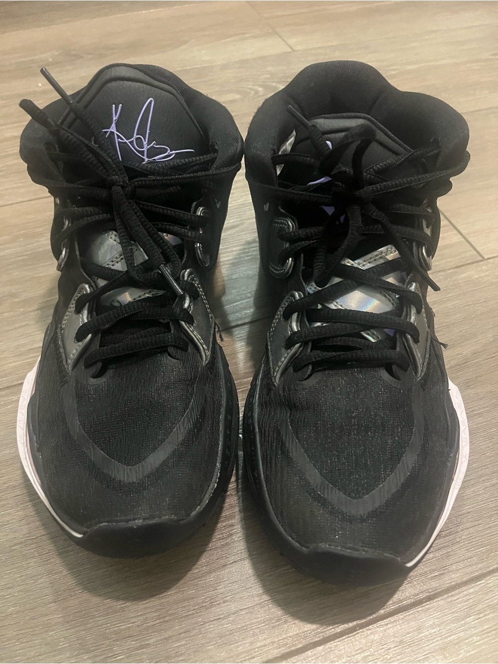 Men's Black Athletic Sneakers with Subtle Purple Accent